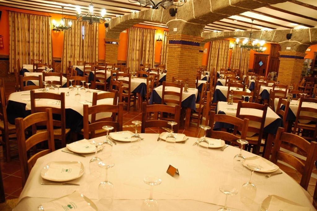 Hotel Rural Los Chaparros Freila ภายนอก รูปภาพ