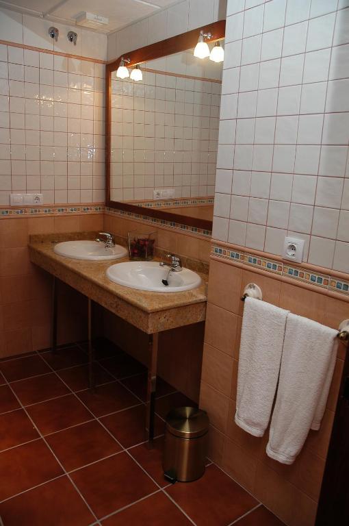 Hotel Rural Los Chaparros Freila ห้อง รูปภาพ