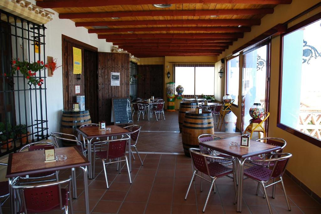 Hotel Rural Los Chaparros Freila ภายนอก รูปภาพ