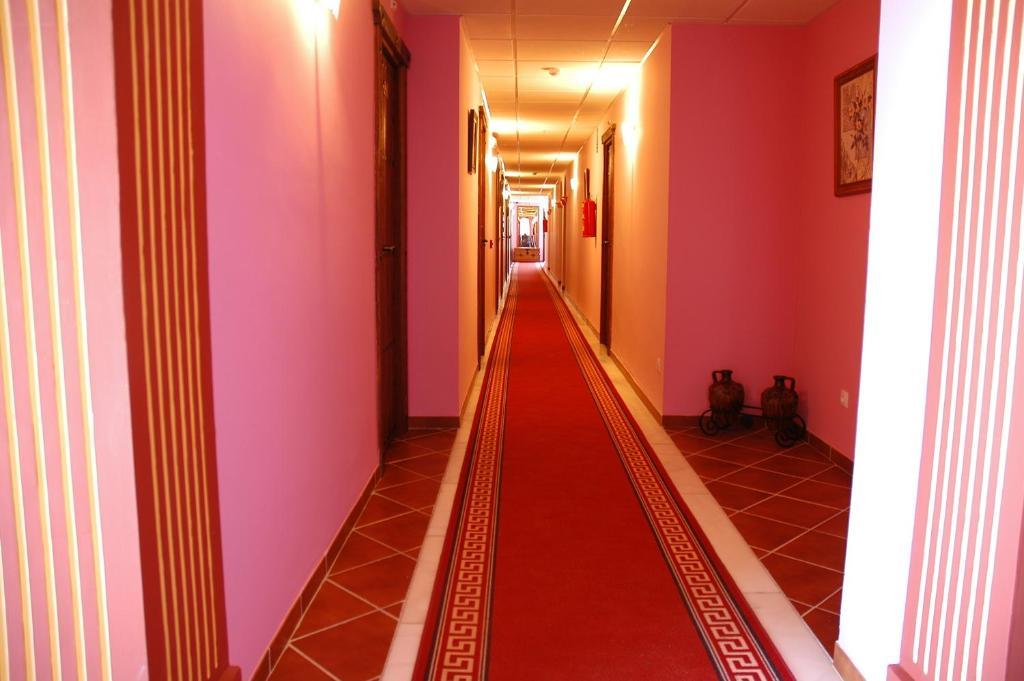 Hotel Rural Los Chaparros Freila ภายนอก รูปภาพ